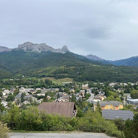 Terrasse Adroit T2 Barcelonnette - Wi-Fi Gratuit - 7 Couchages Apartman Kültér fotó